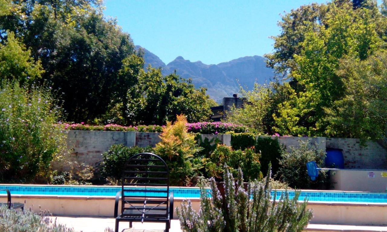 Gaestehaus Helderbergview Somerset West Exterior photo