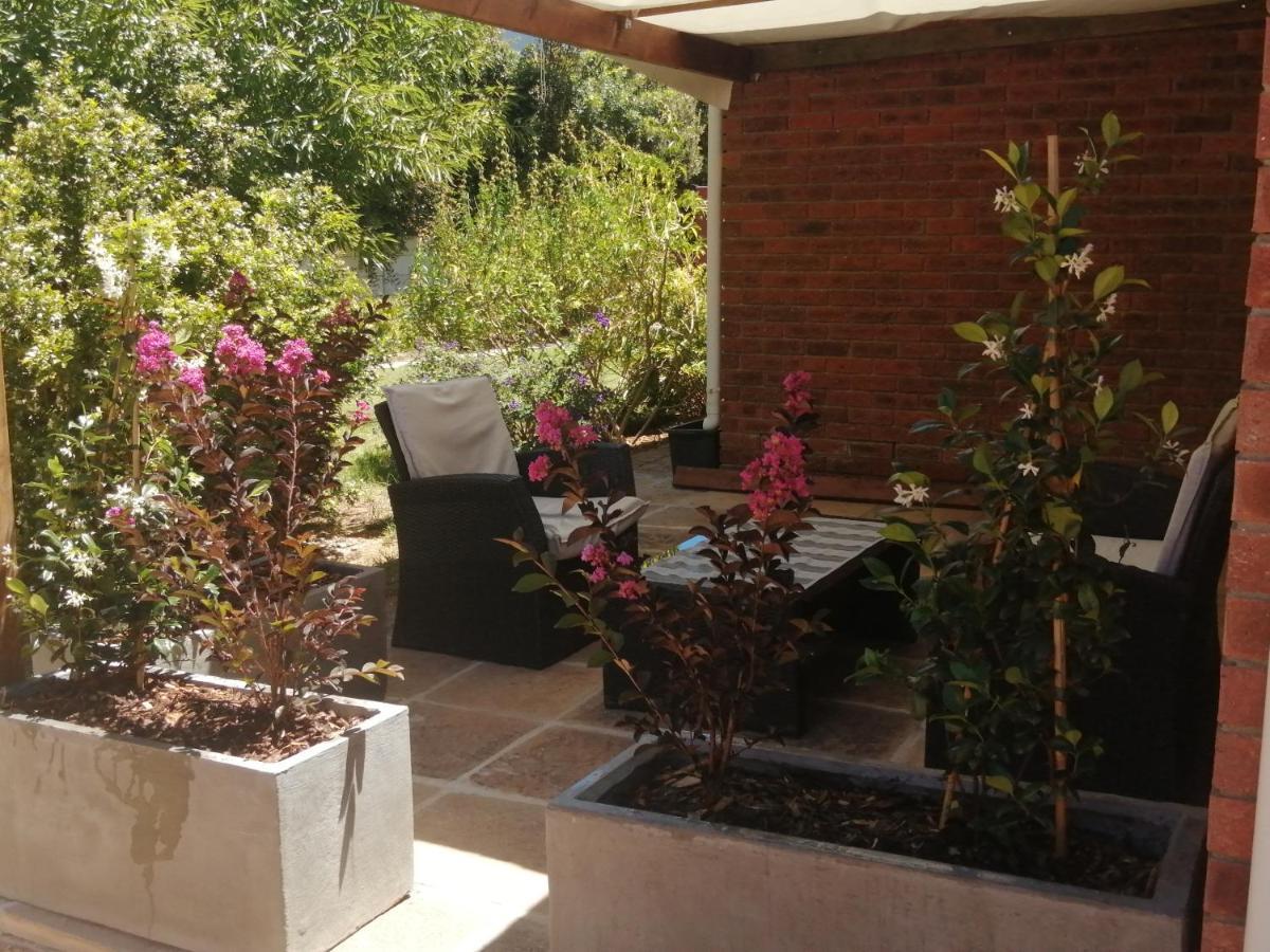 Gaestehaus Helderbergview Somerset West Exterior photo