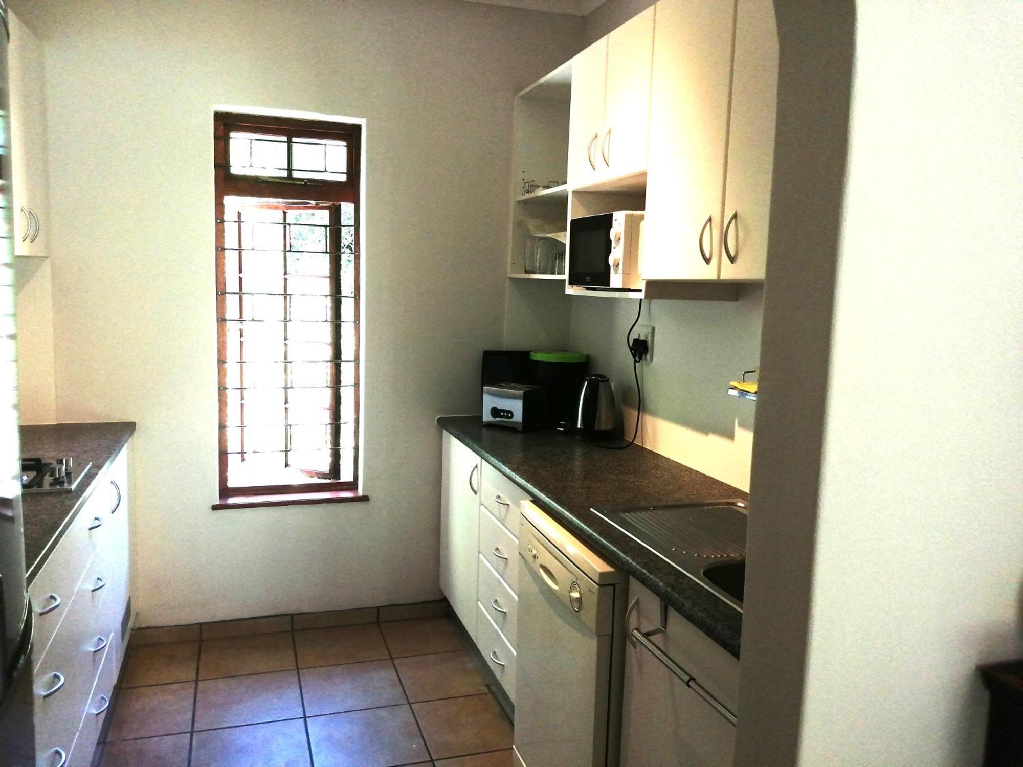 Gaestehaus Helderbergview Somerset West Exterior photo
